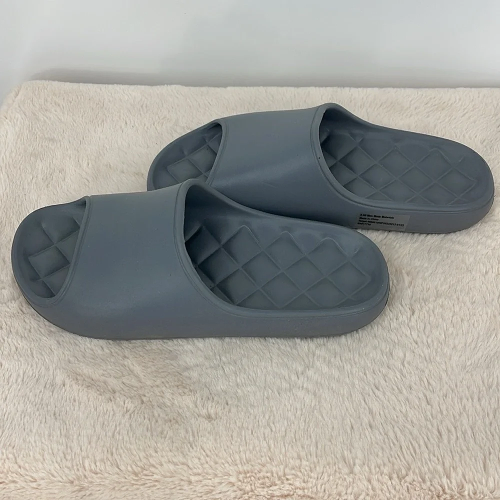 GOODFELLOW & CO SIZE 9 Men's Gray Slide Sandals